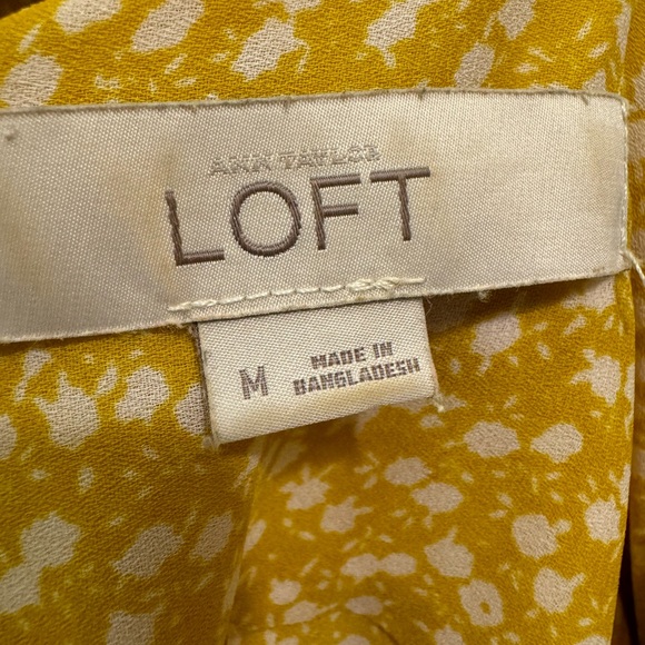 Ann Taylor Loft marigold printed blouse. Size M. EUC - Picture 7 of 8